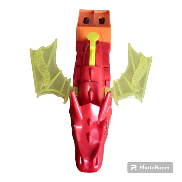 Hot Wheels City Dragon Launch Transporter, Spits Toy Cars from its Mouth - Picture 7 of 9